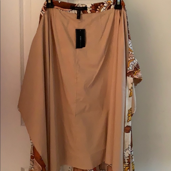 BCBGMAXAZRIA boho style wrap skirt - Picture 5 of 9